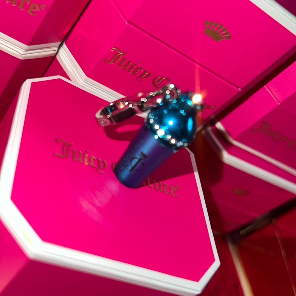 NWT Juicy Couture shaker charm
